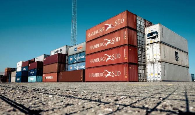 全球集装箱运价三连涨，第44周涨幅达4%