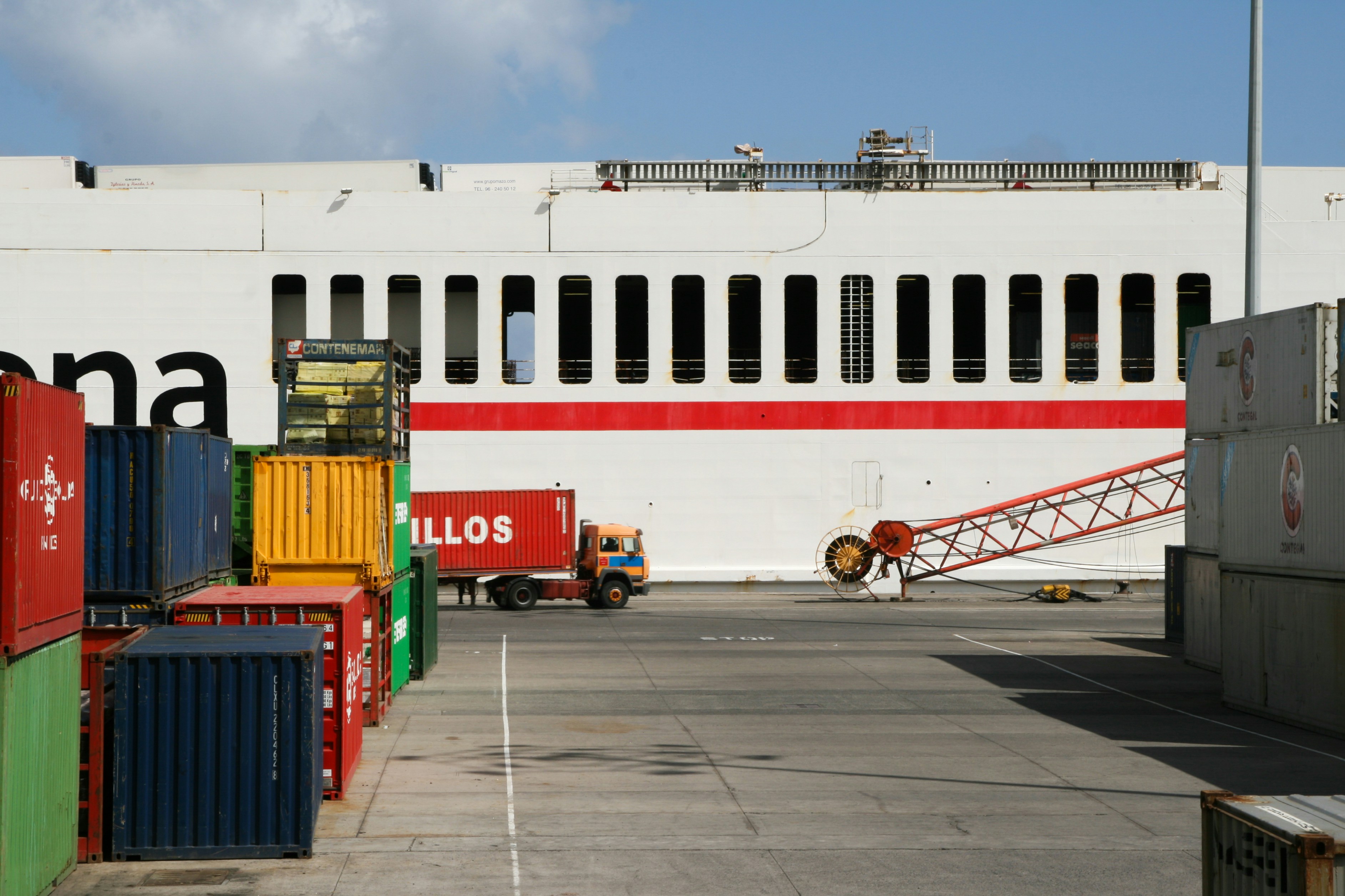 中国到土库曼斯坦物流专线实用指南：时效 / 成本 / 清关避坑全解析